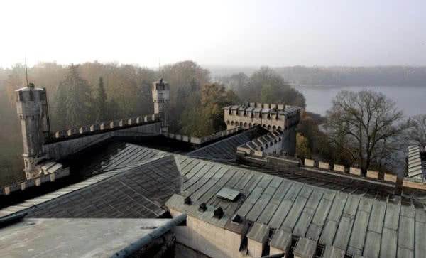 Nowy dach na Zamku w Kórniku